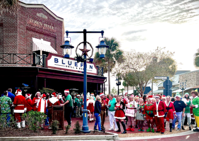 SantaCon Splendor: The Villages Celebrate with Cheer and Charity